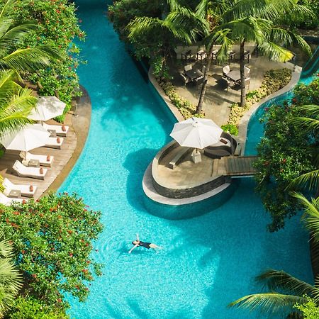 Doubletree By Hilton Jakarta - Diponegoro Zewnętrze zdjęcie The pool at the Shangri-La Hotel, Kuala Lumpur