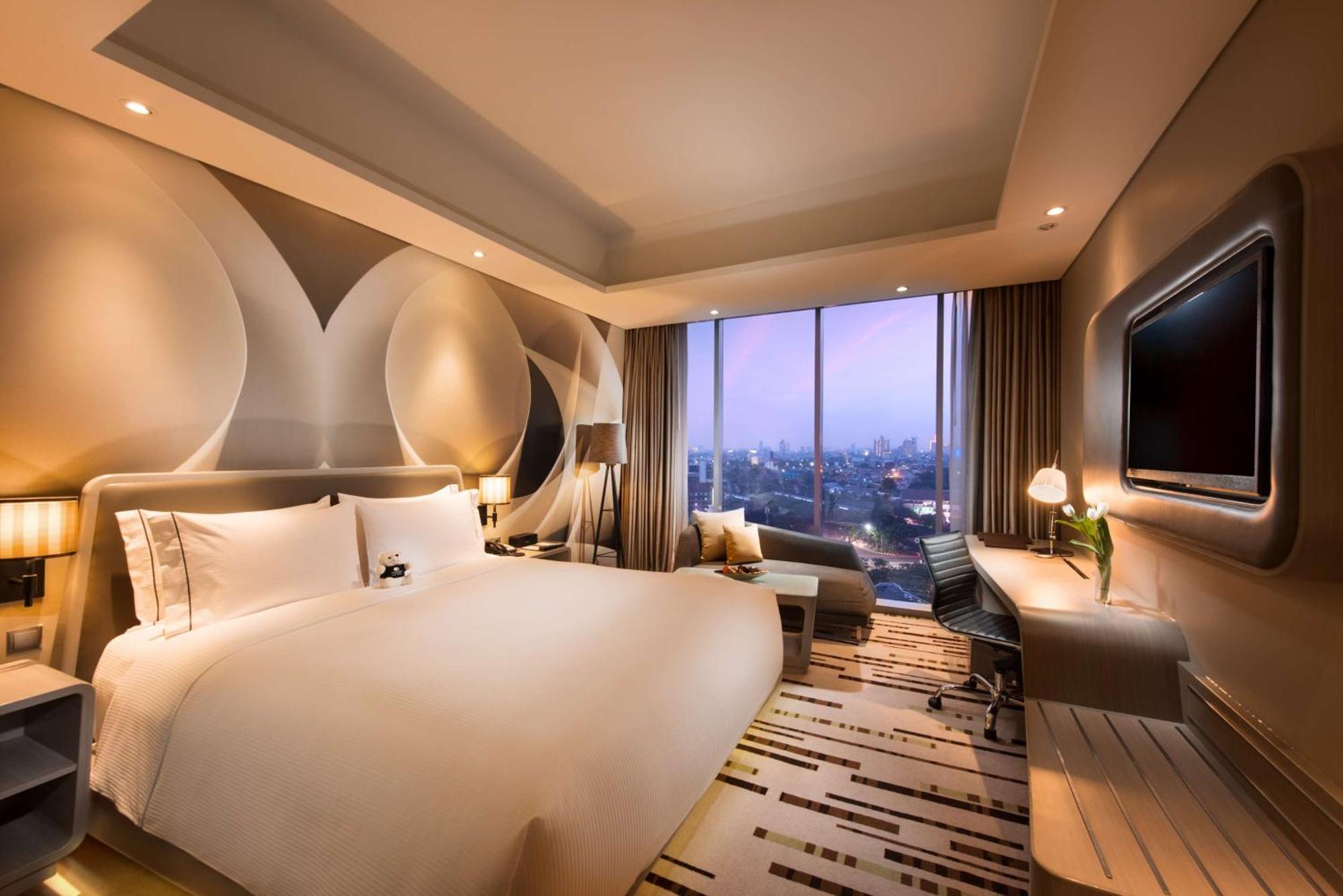 Doubletree By Hilton Jakarta - Diponegoro Zewnętrze zdjęcie Deluxe Room